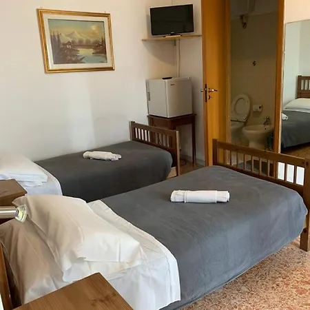 Abruzzese Hotel Riano (Rome)