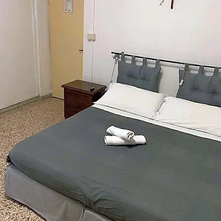 Abruzzese ホテル